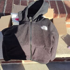 The North Face Kids Black Fleece Hoodie